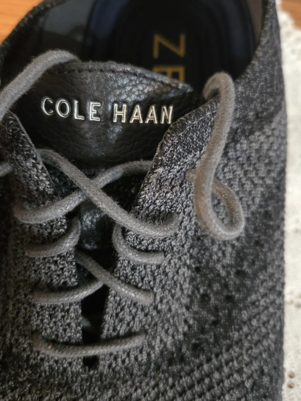 Cole Haan 2.Zerogrand Stitchlite Wingtip Oxford 9.5M Black/Grey C27563